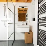 Cozy Vacation In Beautiful Surroundings Empe