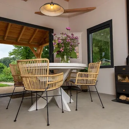 Cozy Vacation In Beautiful Surroundings Vakantiehuis *