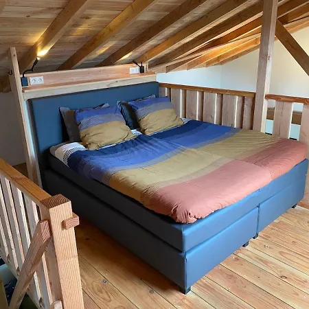 Cozy Vacation In Beautiful Surroundings Vakantiehuis